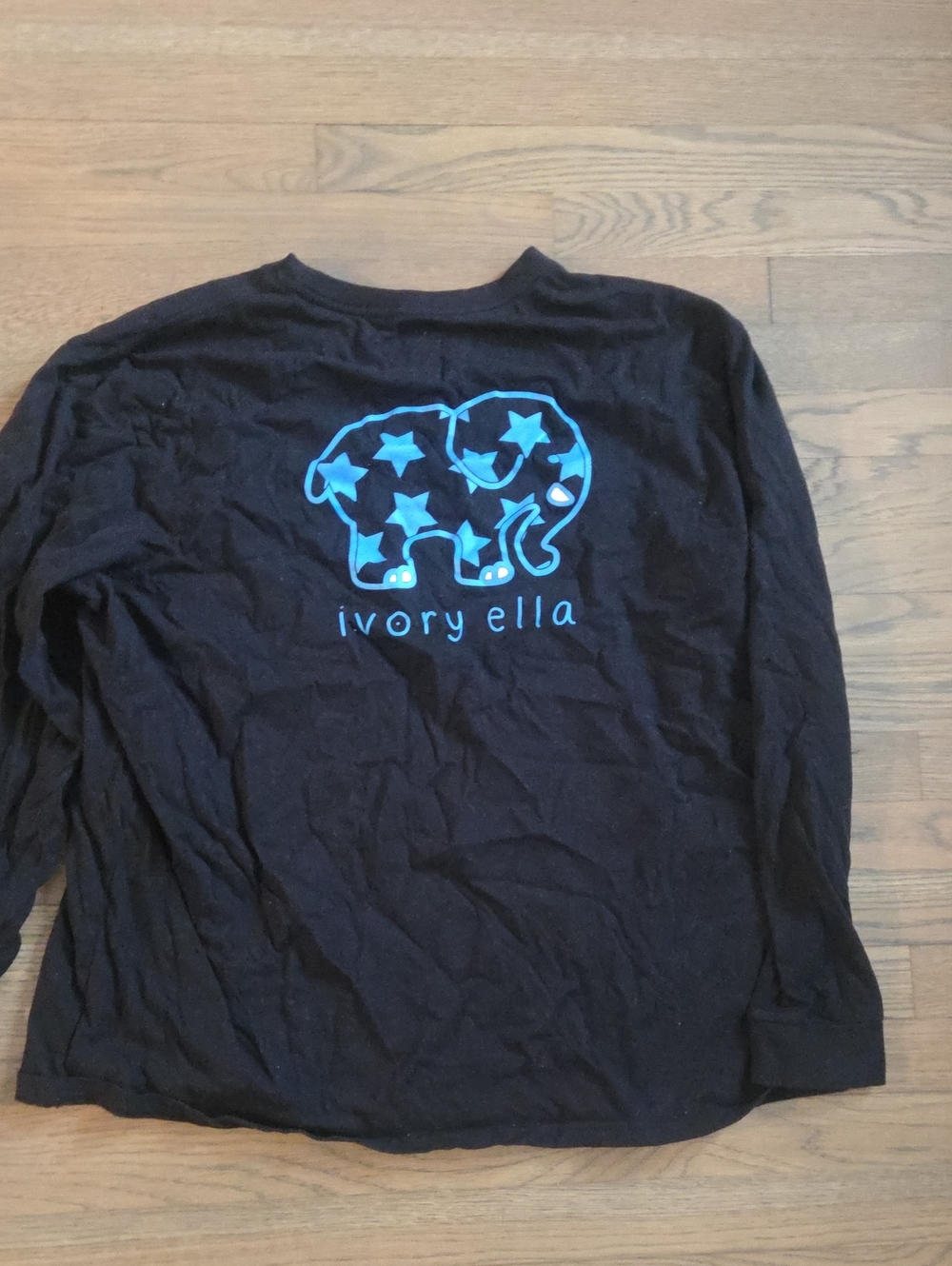 ivory ella Black Long-Sleeve Tee with Blue Star Elephant Graphic